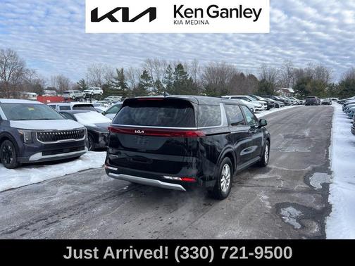 2024 Kia Carnival LX Seat Package