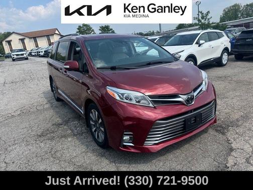 2020 Toyota Sienna Limited Premium