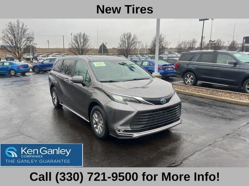 2024 Toyota Sienna XLE