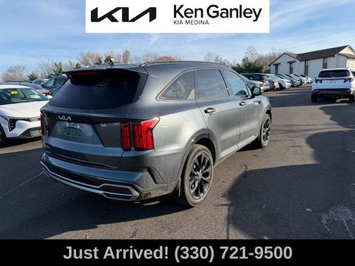 2023 Kia Sorento SX