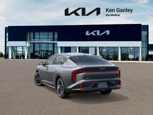 2025 Kia K4 GT-Line