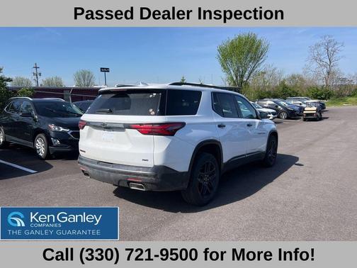 Summit White 2023 Chevrolet Traverse Premier