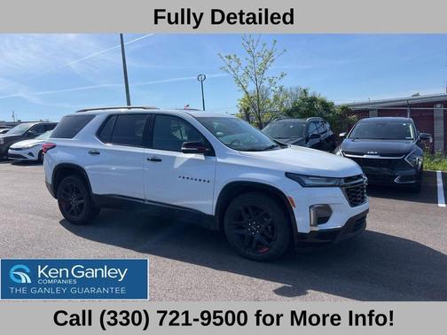 Summit White 2023 Chevrolet Traverse Premier