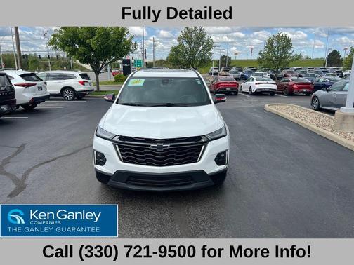 Summit White 2023 Chevrolet Traverse Premier