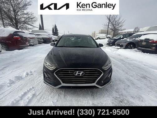 2018 Hyundai SONATA SE