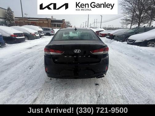 2018 Hyundai SONATA SE