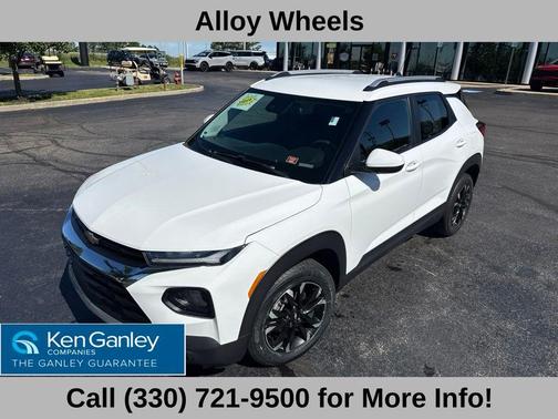 Summit White 2022 Chevrolet Trailblazer LT