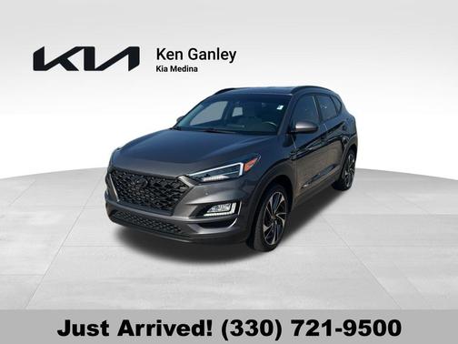 2020 Hyundai TUCSON Sport