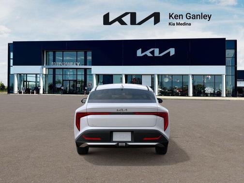 2026 Kia K4 