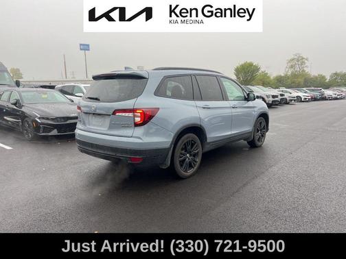 2022 Honda Pilot Black Edition
