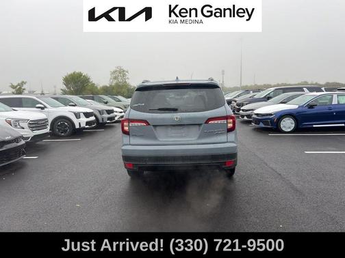 2022 Honda Pilot Black Edition