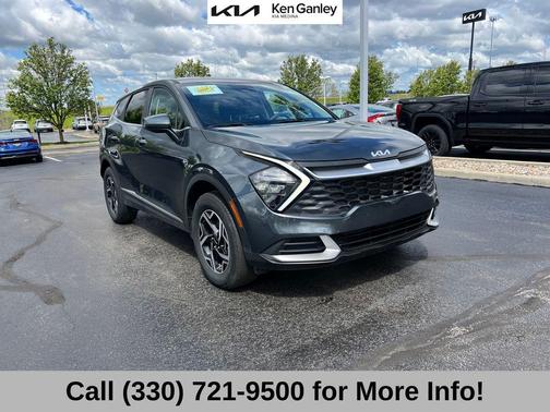 Gravity Gray 2023 Kia Sportage LX