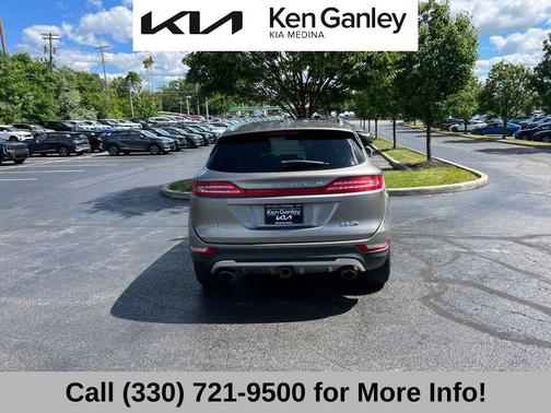 Luxe Metallic 2016 Lincoln MKC Reserve