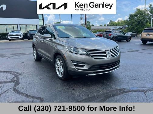 Luxe Metallic 2016 Lincoln MKC Reserve