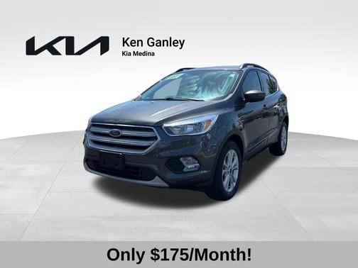 Magnetic Metallic 2018 Ford Escape SE