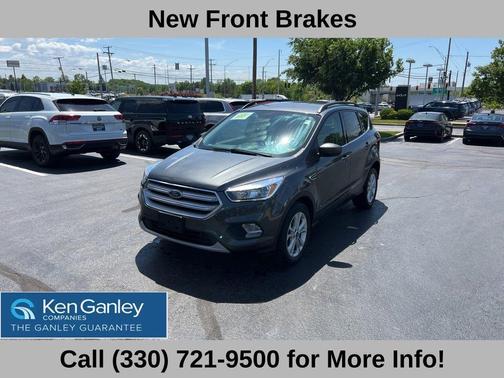 Magnetic Metallic 2018 Ford Escape SE