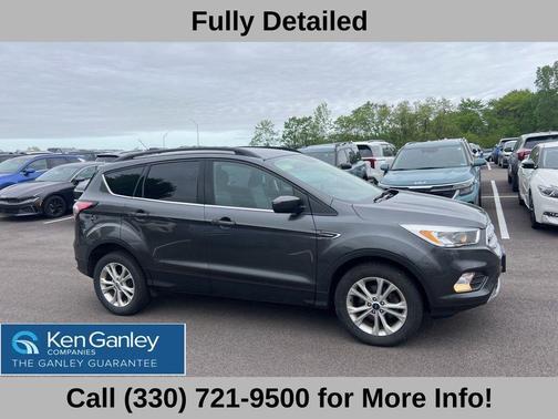 Magnetic Metallic 2018 Ford Escape SE