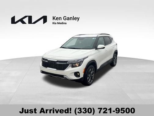 Snow White Pearl 2024 Kia Seltos S