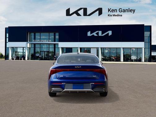 2026 Kia K5