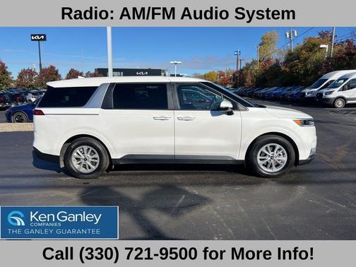 2024 Kia Carnival LX