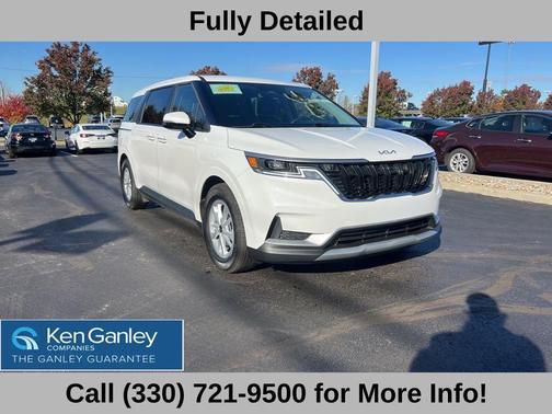 2024 Kia Carnival LX