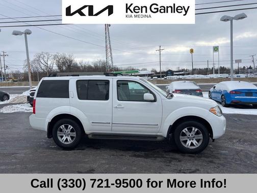 2012 Nissan Pathfinder Silver