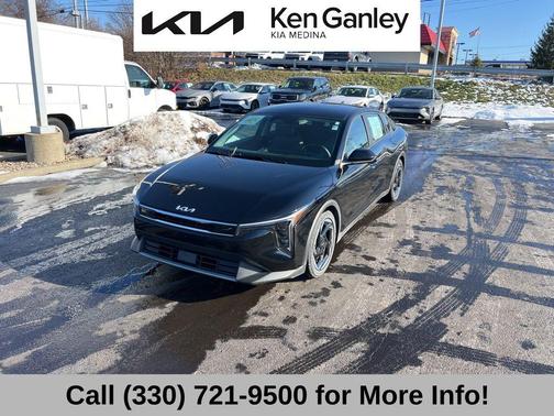 2025 Kia K4 EX