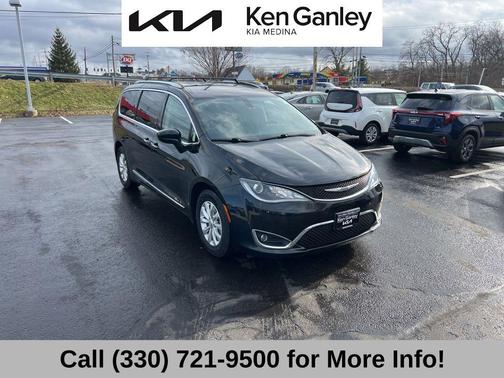 2018 Chrysler Pacifica Touring-L