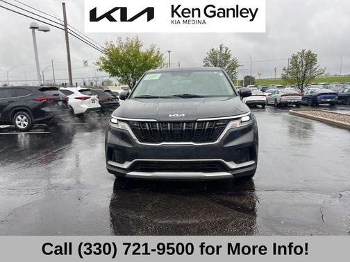 Metal 2024 Kia Carnival LX