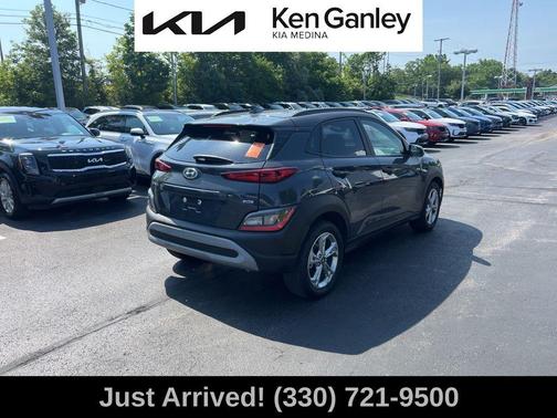 2023 Hyundai KONA SEL