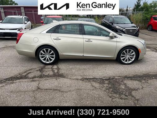 2016 Cadillac XTS Luxury Collection