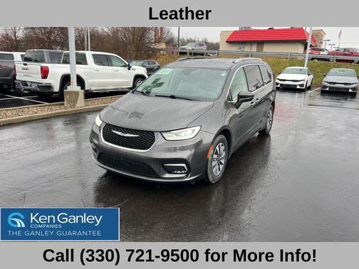 2021 Chrysler Pacifica Touring-L