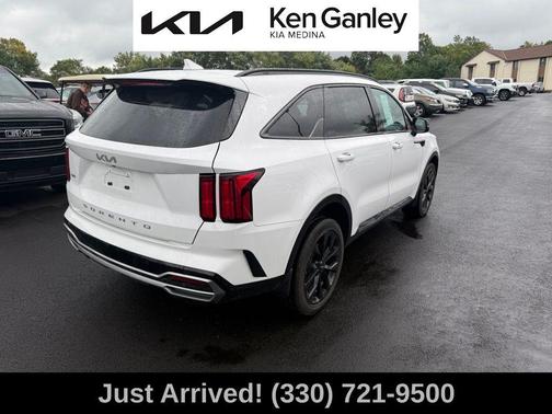 2022 Kia Sorento SX