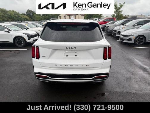 2022 Kia Sorento SX