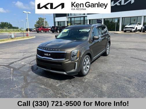 Dark Moss 2022 Kia Telluride S