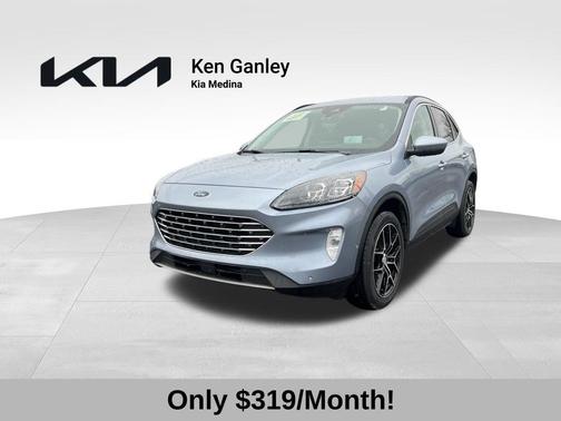 Blue Silver Metallic 2022 Ford Escape Titanium