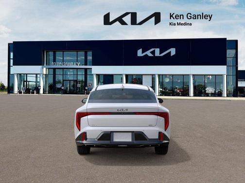 2025 Kia K4 GT-Line Turbo
