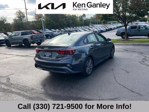 Gravity Gray 2024 Kia Forte GT-Line