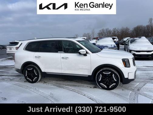 2023 Kia Telluride S