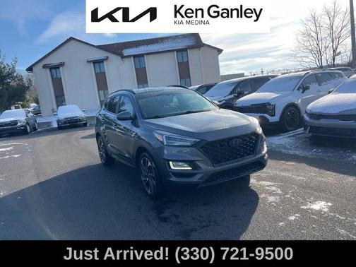 2020 Hyundai TUCSON Sport