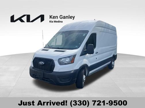 2022 Ford Transit-250 Base