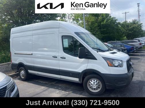 2022 Ford Transit-250 Base