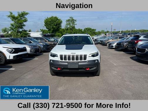 Bright White Clearcoat 2019 Jeep Cherokee Trailhawk