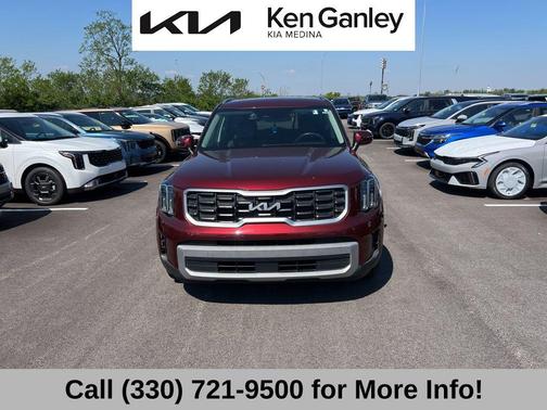 Red 2023 Kia Telluride S