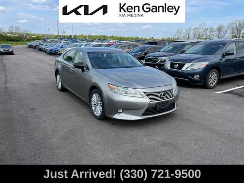 Silver Lining Metallic 2015 Lexus ES 350 350