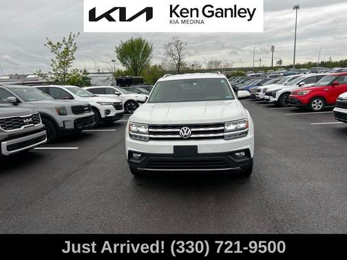 Pure White 2018 Volkswagen Atlas 3.6L SE