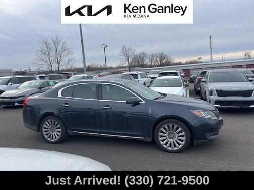 2014 Lincoln MKS Base