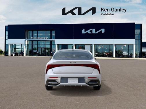 2025 Kia K5 EX