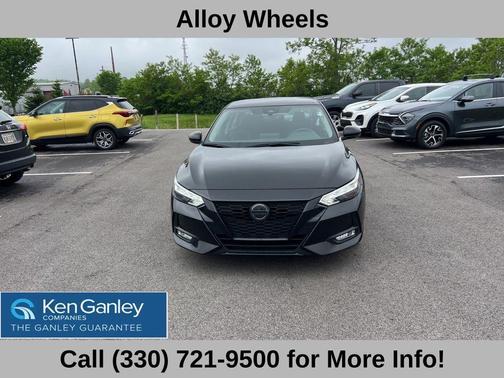 Black 2022 Nissan Sentra SR