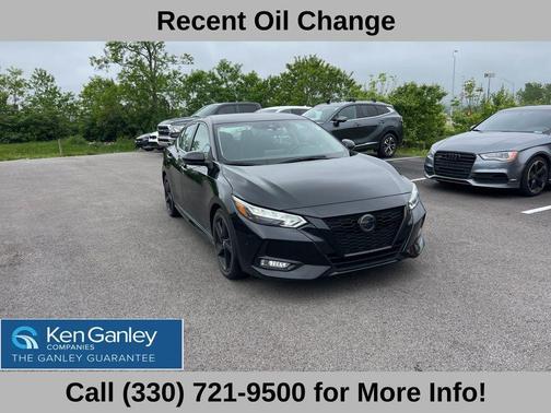 Black 2022 Nissan Sentra SR